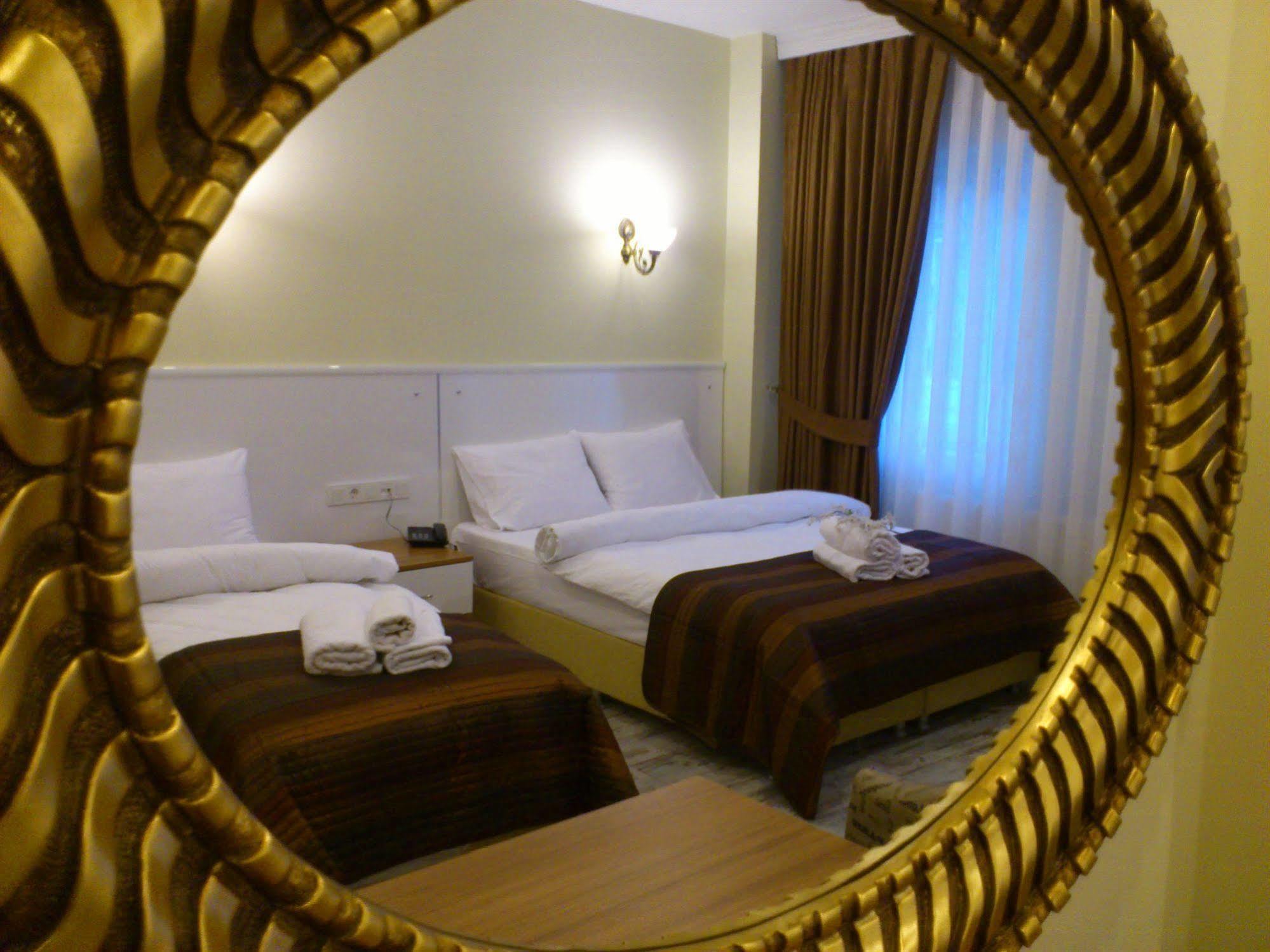 Pera Main Hotel Istanbul Exterior photo